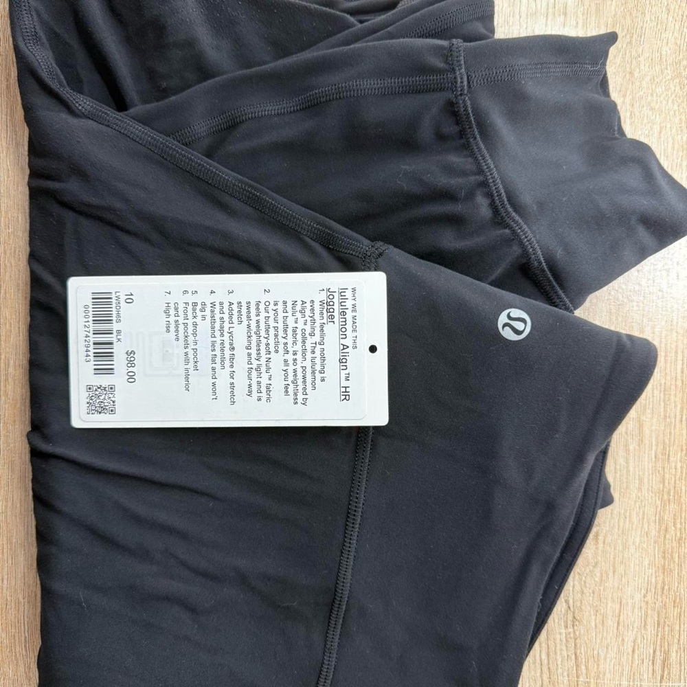 lululemon athletica align joggers.